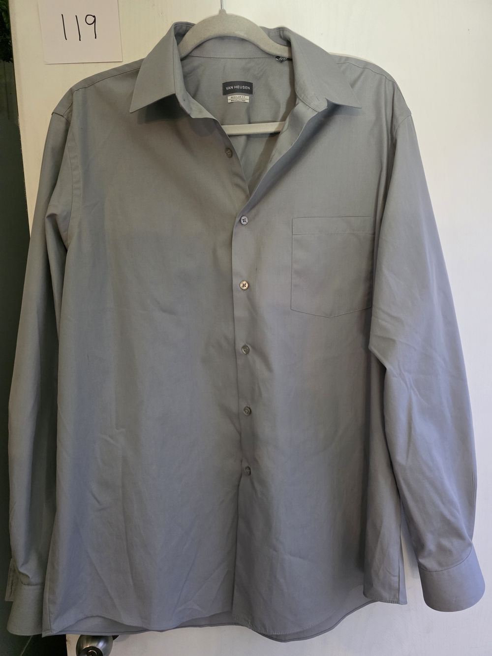 Van Heusen Men's Light Gray Long-Sleeve Dress Shirt